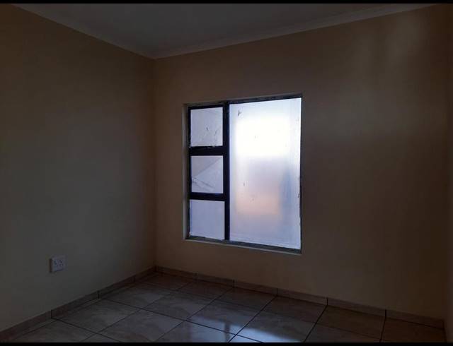 3 BEDROOM HOUSE FOR SALE IN VANDERBIJLPARK CE7